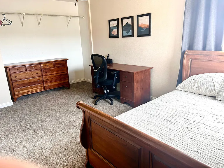1903 McLees Ct — Photo 1