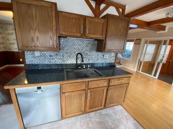 623 South 69th STREET, Milwaukee, WI 53214