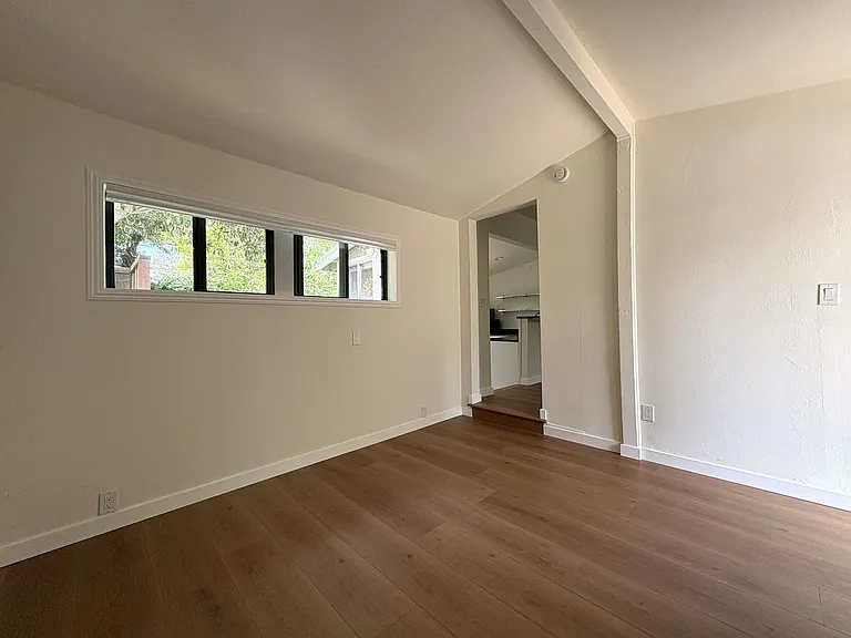 2350 Alameda De Las Pulgas — Photo 58