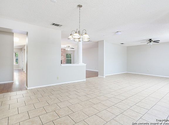 4th image of 16635 Calico Creek Dr