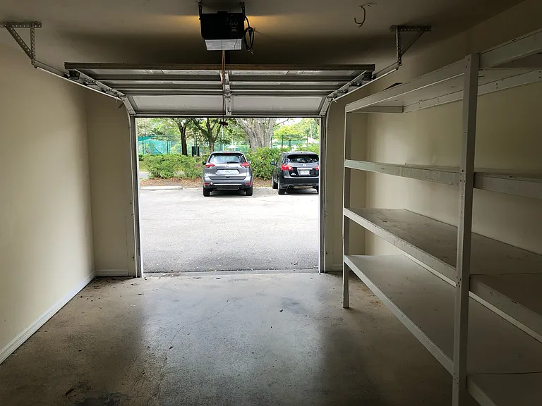 6750 Lone Oak Blvd #H — Photo 42