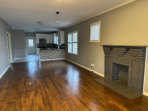 4th image of 1468 Snowden Ave