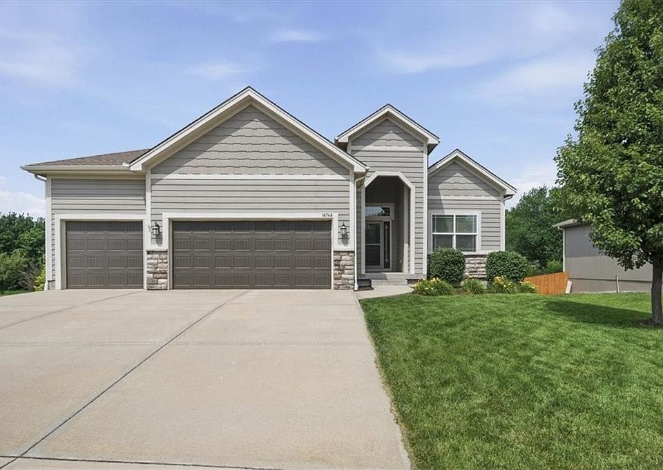 1st image of 16748 S Skyview Ln