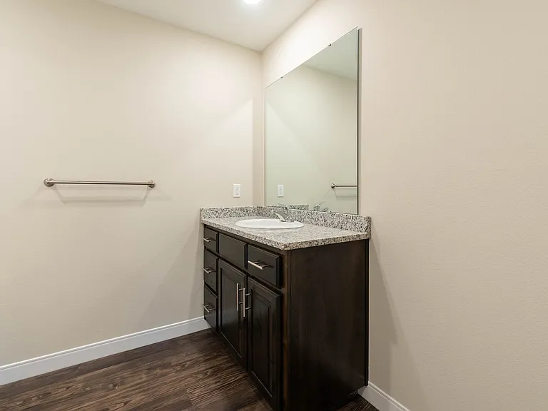 719 S. Main Ave — Photo 18