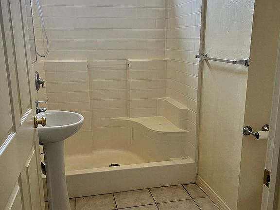 3rd image of 20205 Mini Ct APT D