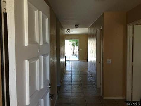 3rd image of 1541 N Massaro Ln