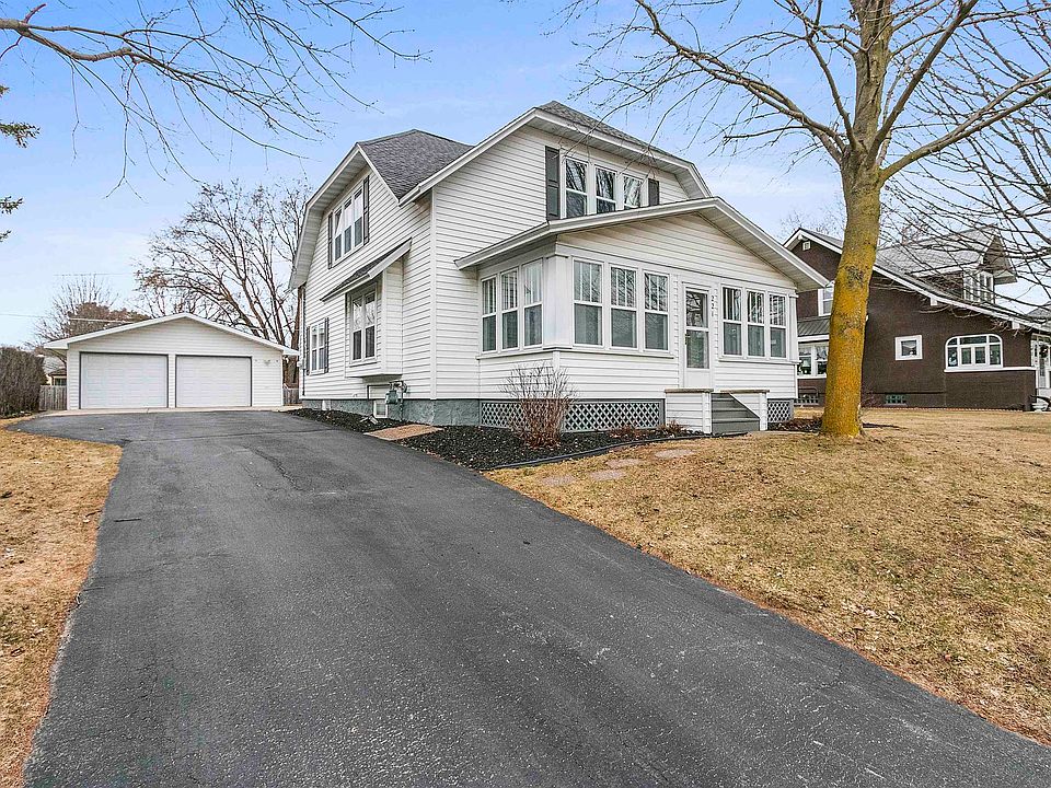 221 N Cecil St, Bonduel, WI 54107 Zillow