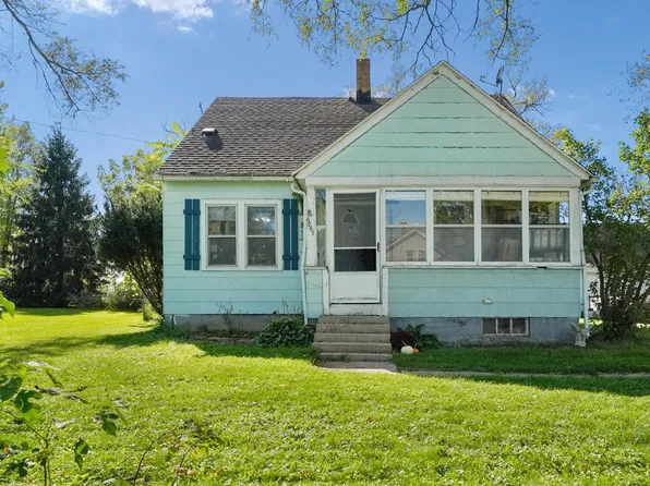 6867 Dutton Ave SE, Caledonia, MI 49316