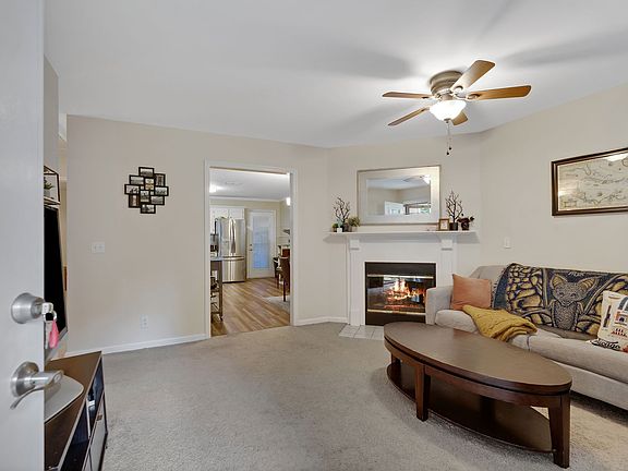 5th image of 1438 Anita Ct