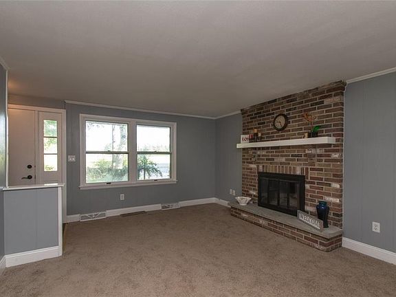 3rd image of 8240 E Seneca Tpke