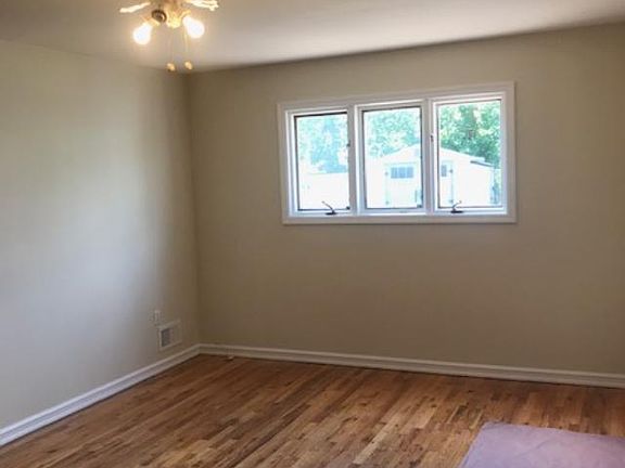 5th image of 410 Cortelyou Ave #A