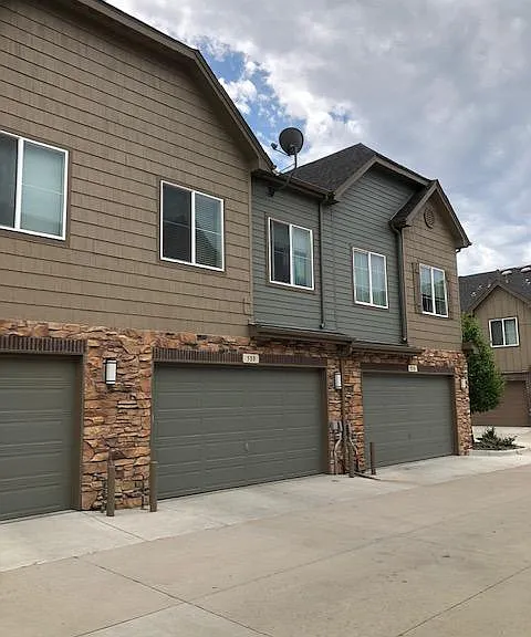 581 E Dry Creek Rd — Photo 9