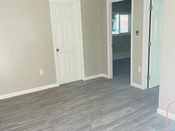 3rd image of 4182 Bell Ave #2