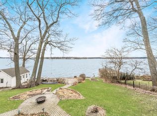 W283N3342 Lakeside Rd, Pewaukee, WI 53072