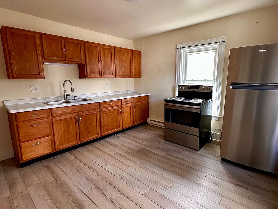 6 Commercial St 3, Kittery, ME 03904 Zillow