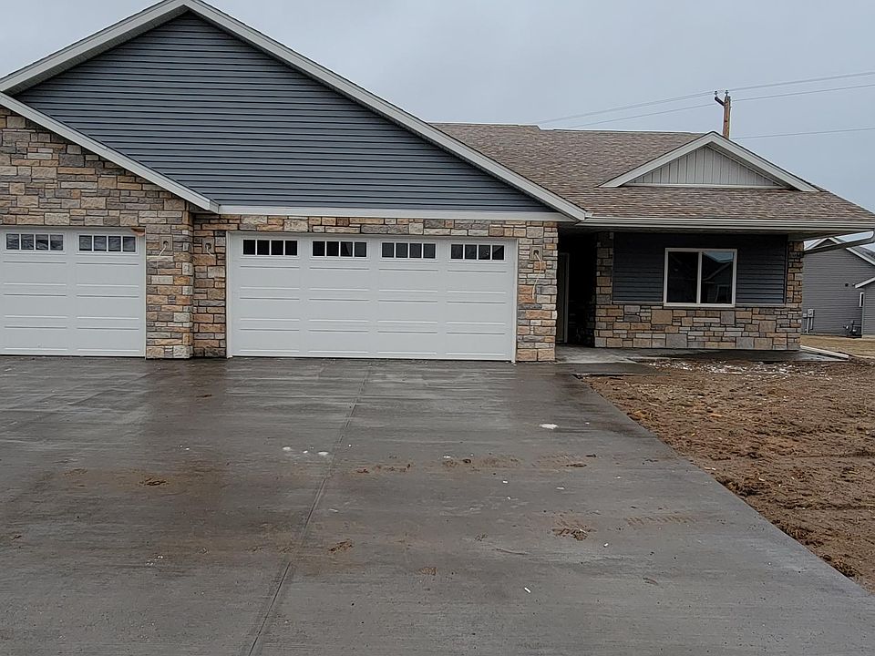 1st image of 2430 Parkview Ln #B