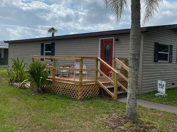 203 Den Helder Ave, Ellenton, FL 34222