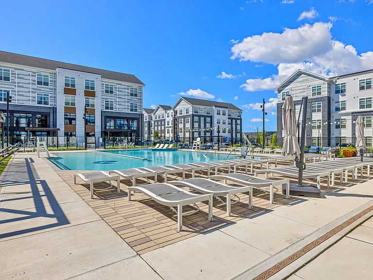 James Run Apartments — Photo 36