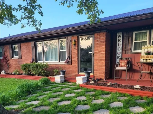 642 Ohio Avenue, Sellersburg, IN 47172