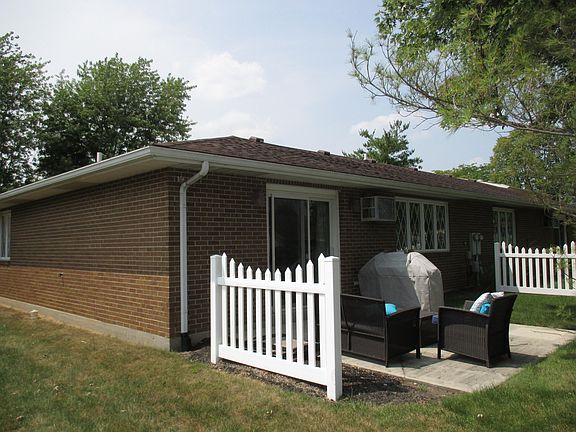 2nd image of 20 Bear Dr