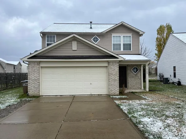 3168 Shadow Bend Dr, Columbus, IN 47201