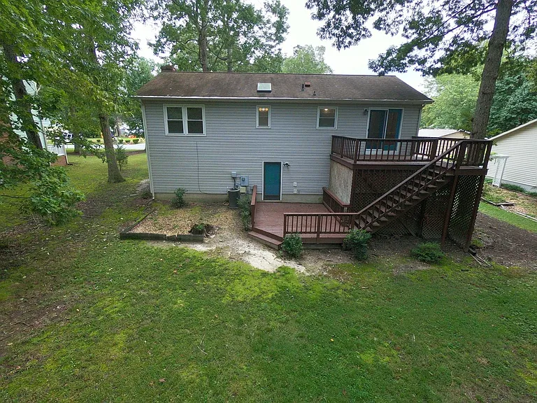 5405 Lee White Ln — Photo 44