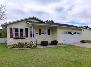 265 Barton St, Logan, OH 43138