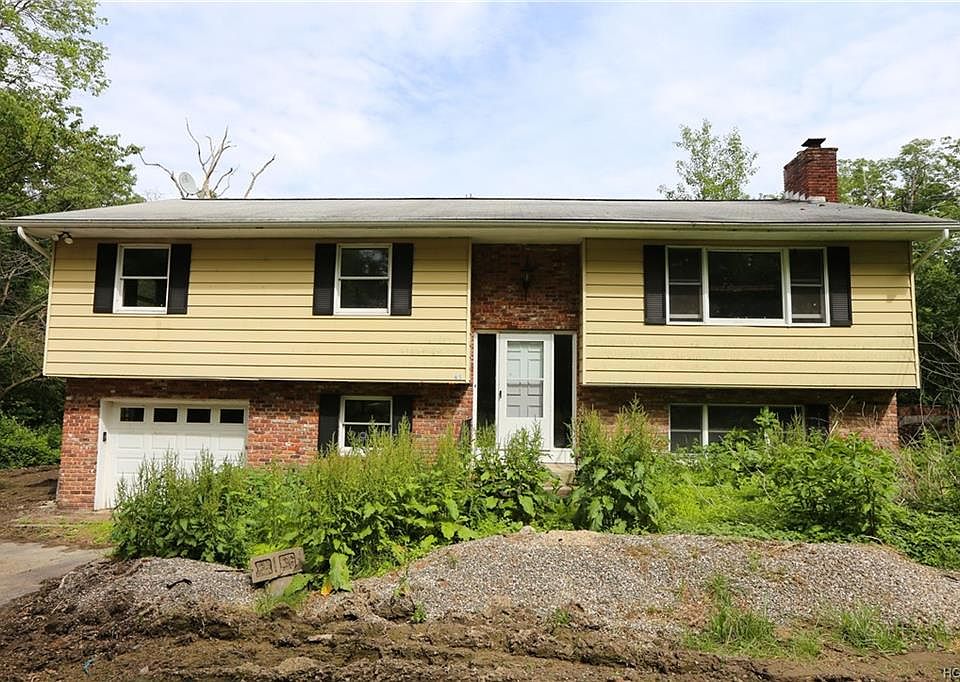 65 Red Barn Rd, Shawangunk, NY 12566 Zillow