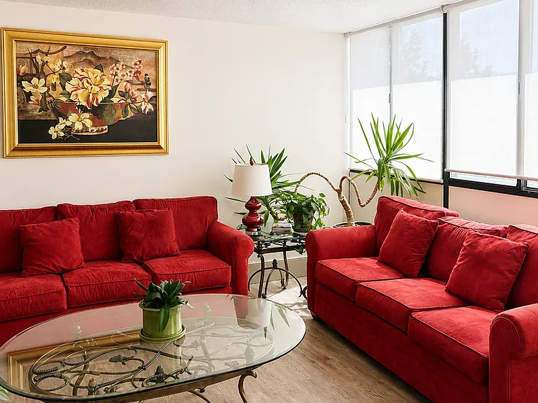241 N Vine St — Photo 14