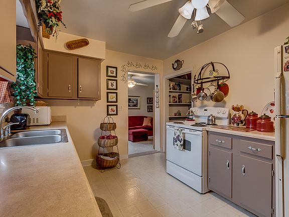 4th image of 4079 Kimberly Dr