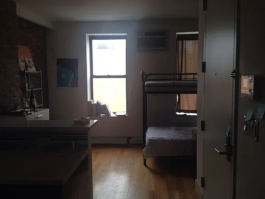 Rented by Owen Olivier, LREB | media 36