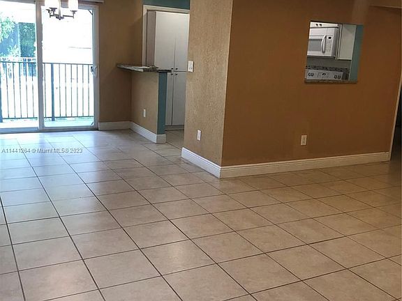 3rd image of 1800 NW 55th Ave APT 1U