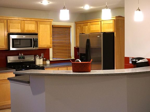 5th image of 4530 Jefferson St APT 8