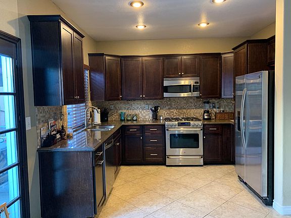 2nd image of 4761 Lagunita Way