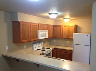 (Undisclosed Address), Warrenton, OR 97146