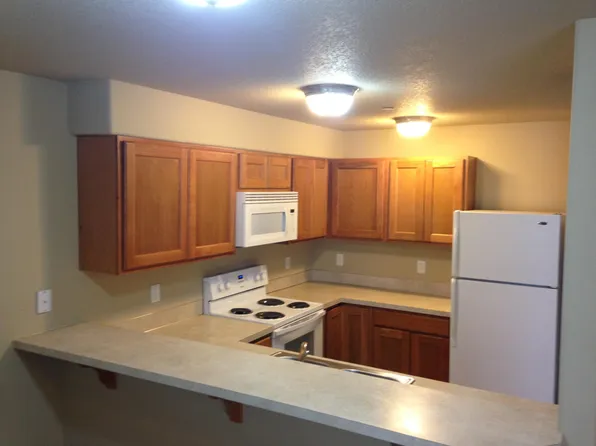 (undisclosed Address), Warrenton, OR 97146