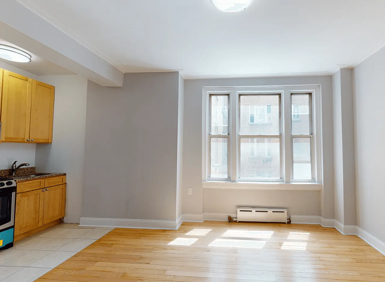 223 Second Avenue — Photo 3