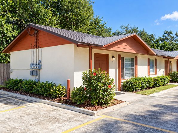 2360 Lake Dr NW #1