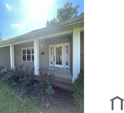 2nd image of 1214 Kingsford Dr