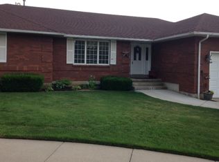 121 W 1475 N, CENTERVILLE, UT 84014