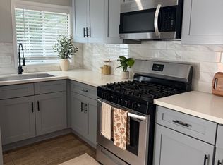 2269 El Sol Ave, Altadena, CA 91001