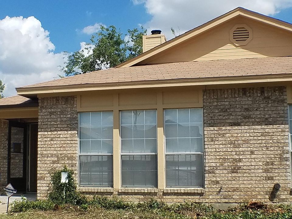 1st image of 2307 Summer Place Dr