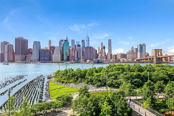 Sold by Corcoran | media 52