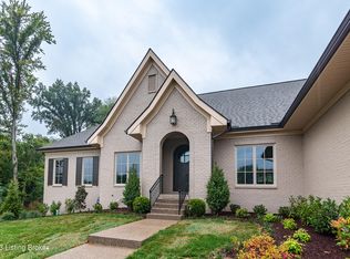 7504 Hunting Green Dr, Prospect, KY 40059