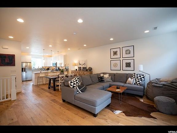 5th image of 1412 E Komenda Way