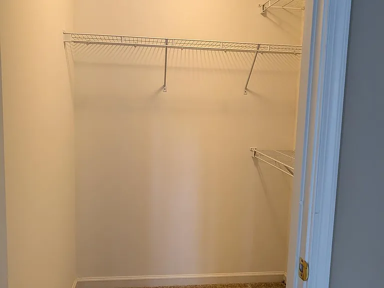 44476 Livonia Ter — Photo 23