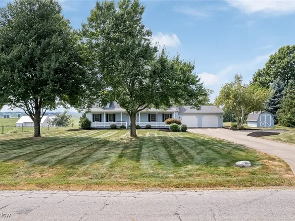 865 SW Lebanon Rd, Dalton, OH 44618