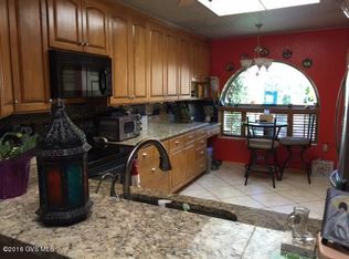 1031 W Calle Del Regalo, Green Valley, AZ 85614