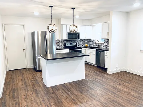 629 W Woodbine Ave #2 Photo 1