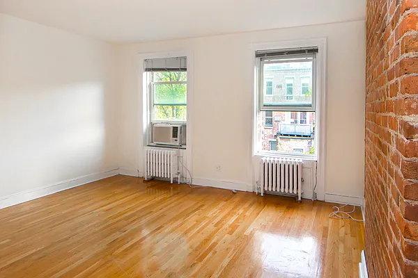 Rented by New York Residence | media 54